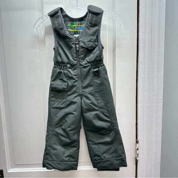 boulder gear Other - Snow Dragons Boulder Gear grey gray snowpants toddler boys girls 2T
